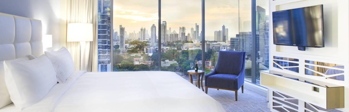 Global Hotel Panama Exterior foto View from a bedroom
