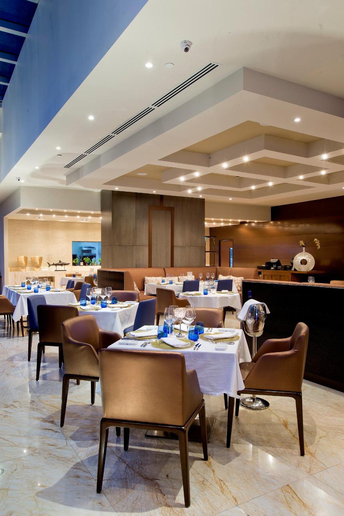 Global Hotel Panama Exterior foto The restaurant