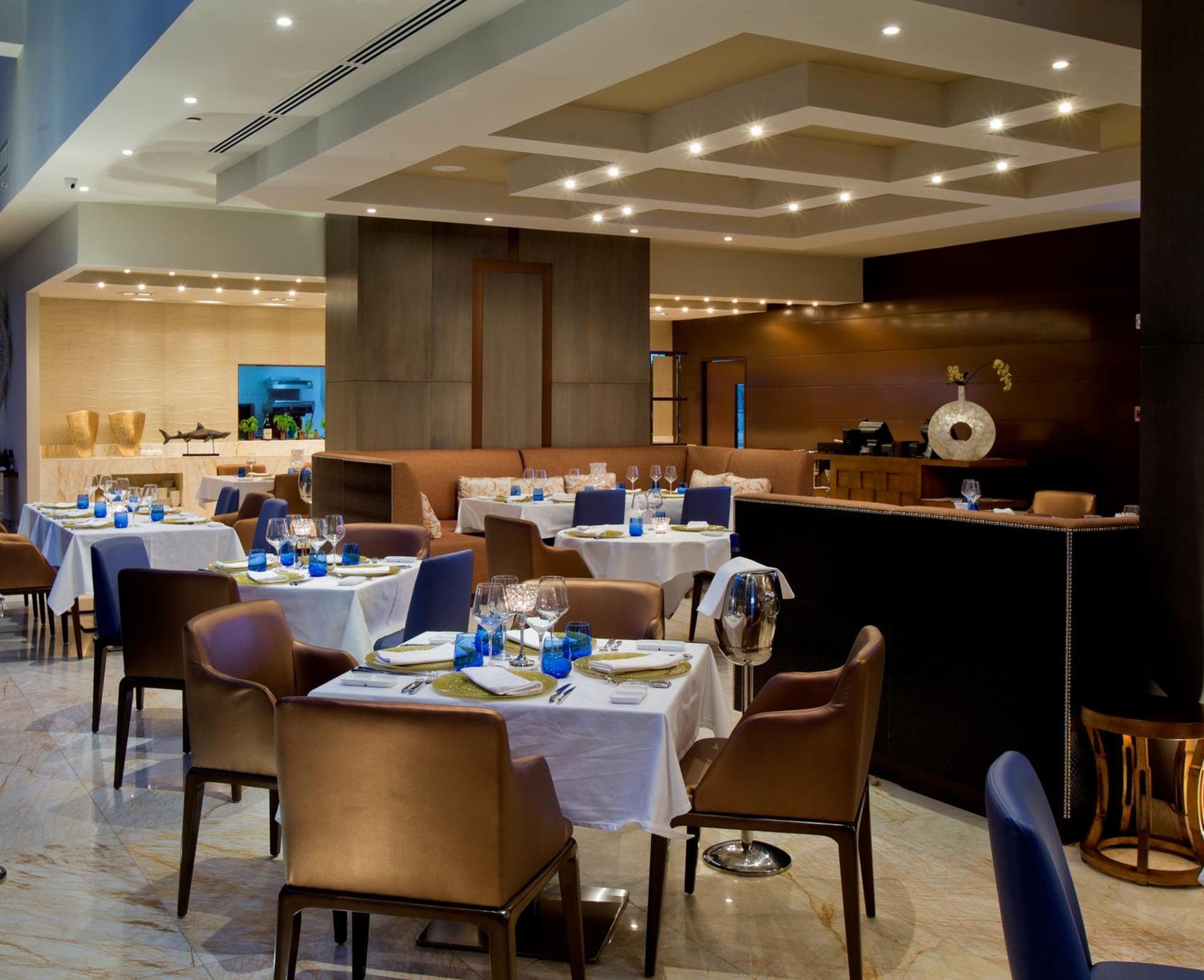 Global Hotel Panama Exterior foto The restaurant