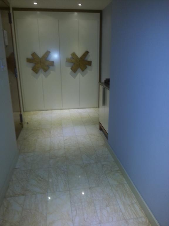 Global Hotel Panama Exterior foto The entrance to the vault